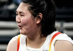 輸(shū)不起！韩媒：你们让女奥尼(ní)尔出來(lái)比赛，这是(shì)bug，没有体育道德(dé)