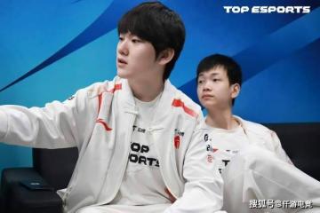 LOL：TheShy透(tòu)露退(tuì)役(yì)时間(jiān)，想跟Rookie打到退(tuì)役(yì)