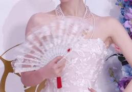 从荧幕到峡穀(gǔ)：明星(xīng)召唤师们与LOL手游的“双向奔赴”