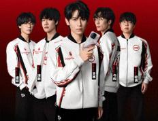 JDG战队的新装备，是即将发布的iQOO 15