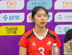 意外(wài)！女排新貴(guì)公开最新名单，天津自由人被挖(wā)角，名帅外(wài)孫(sūn)也在列