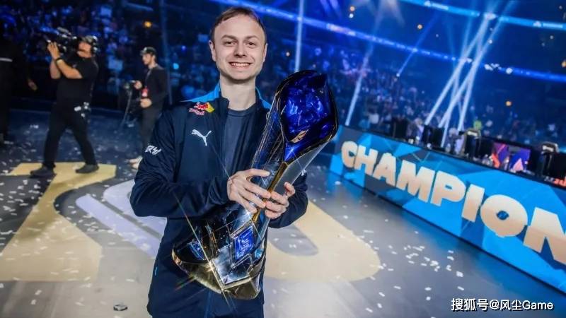 LOL傳(chuán)奇(qí)中单官宣退役！连續(xù)8年進(jìn)世(shì)界赛，巔(diān)峰期(qī)把IG打到解散(sàn)