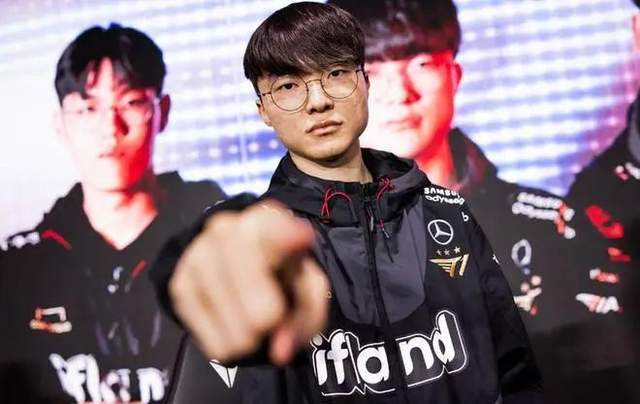 LPL选手道出扎心现状，那个男人千万不能退役，LOL面临巨大危机！