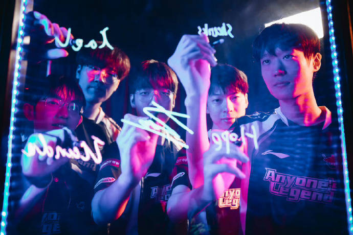 电竞世界杯LOL最后的希(xī)望！AL能(néng)否(fǒu)复仇T1，成功(gōng)杀入决赛？