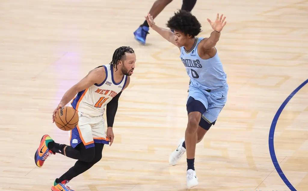 尼克斯5連(lián)勝(shèng)，三场比赛130+！东部奪(duó)冠热门