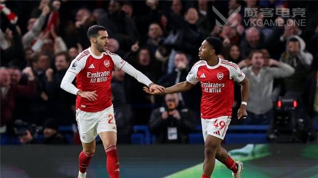 榜首(shǒu)大战握手言和(hé)，曼城漁(yú)翁得(dé)利