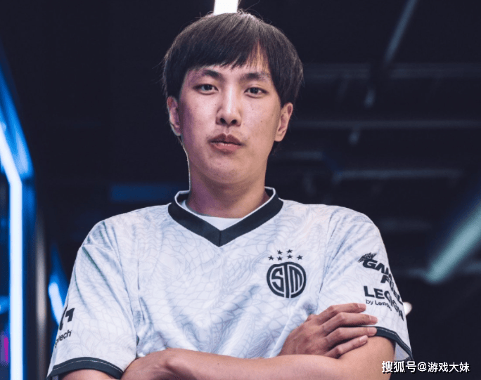 大師(shī)兄LOL賬(zhàng)号被永封，拳头今(jīn)年强调的新规則(zé)，他帶(dài)头违反