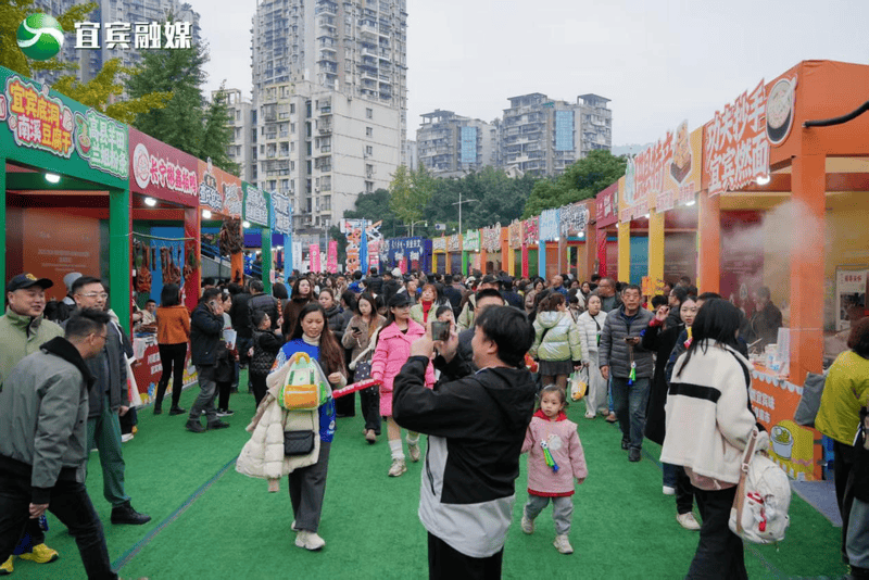 解锁观赛新玩法！宜宾鲟鲟团巧借赛事流量，引爆线下消费新场景