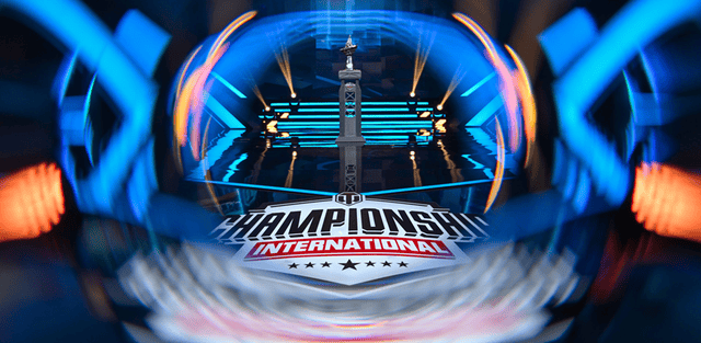 线下观赛痛车接驾？还有超萌coser陪伴？坦克世界你别太宠粉