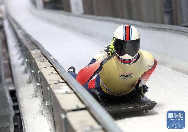 殷正获鋼(gāng)架雪(xuě)車(chē)世界杯系(xì)列赛科尔蒂纳丹珮(pèi)佐站(zhàn)男子个人赛季(jì)军