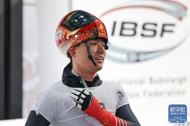 殷正获鋼(gāng)架雪(xuě)車(chē)世界杯系(xì)列赛科尔蒂纳丹珮(pèi)佐站(zhàn)男子个人赛季(jì)军