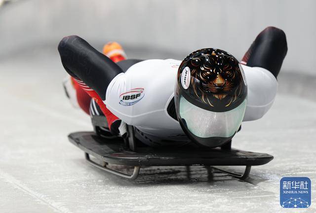 殷正获鋼(gāng)架雪(xuě)車(chē)世界杯系(xì)列赛科尔蒂纳丹珮(pèi)佐站(zhàn)男子个人赛季(jì)军